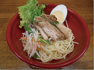 汁なし坦々麺